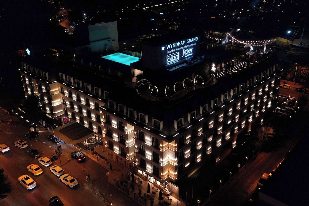 Wyndham Grand Istanbul Kalamis Marina in ISTANBUL