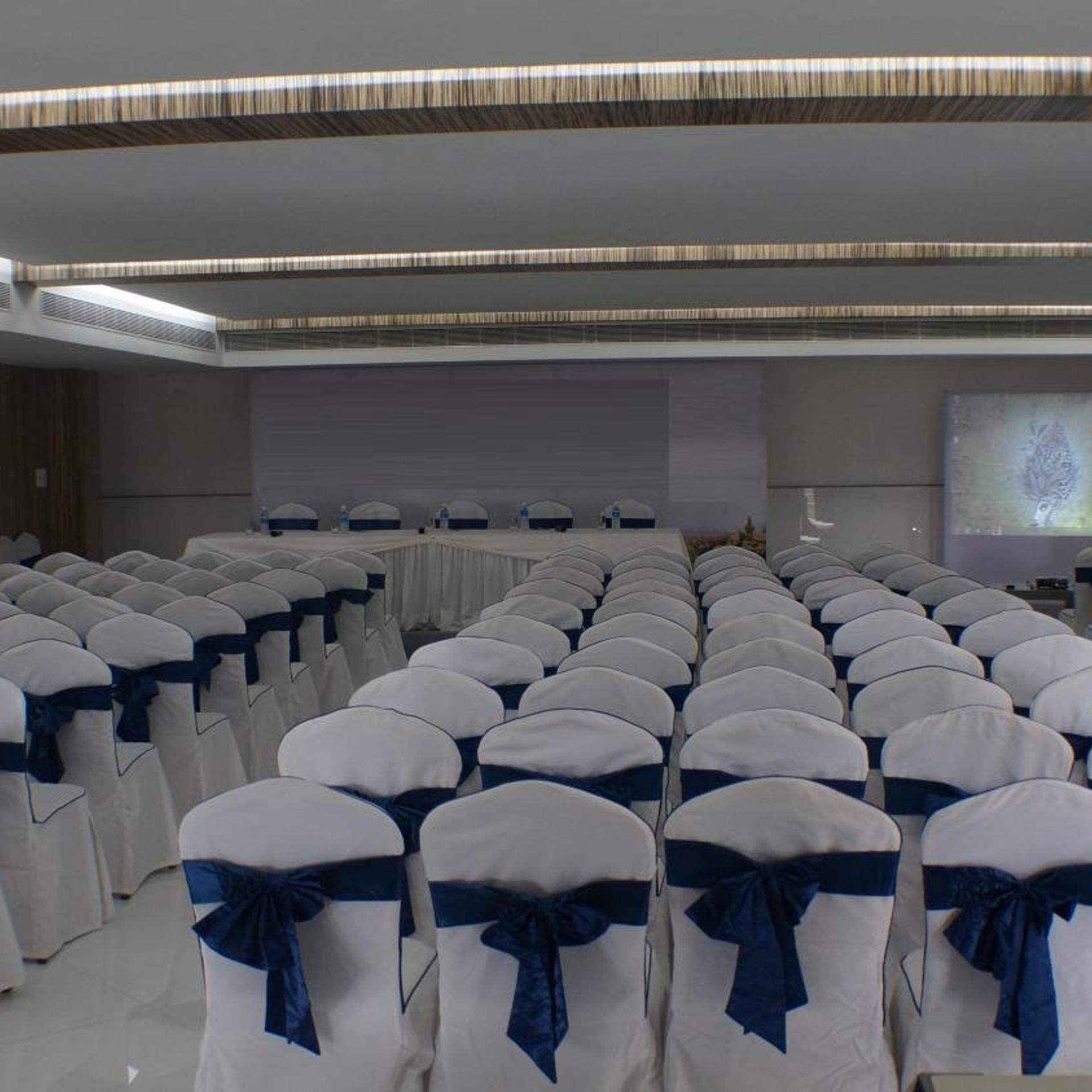 Grande Bay Resort And Spa Mamallapuram 37/52
