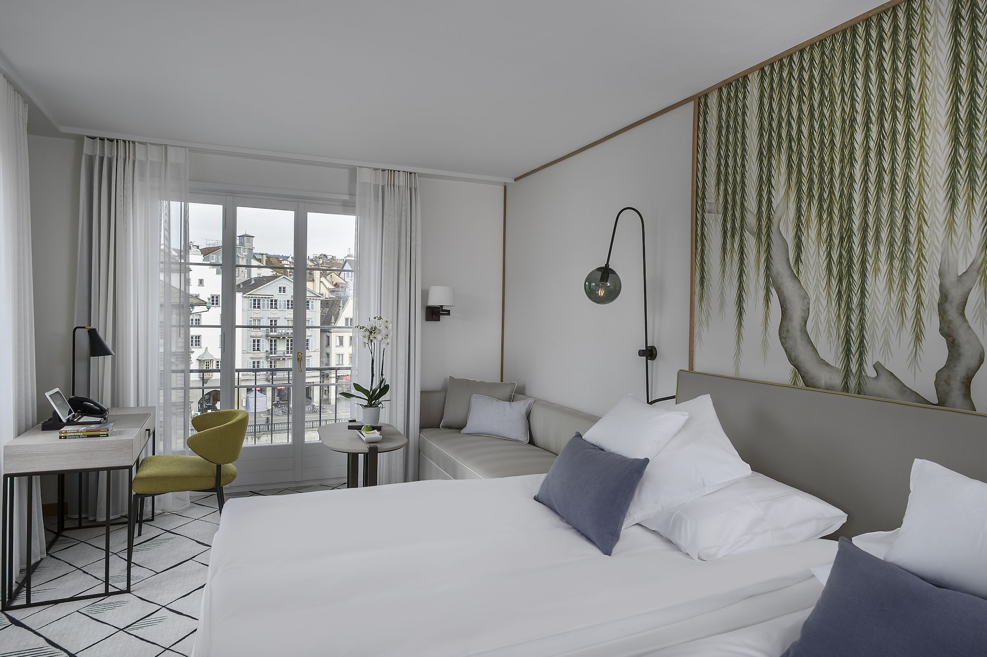 Room, King Bed, Riverside