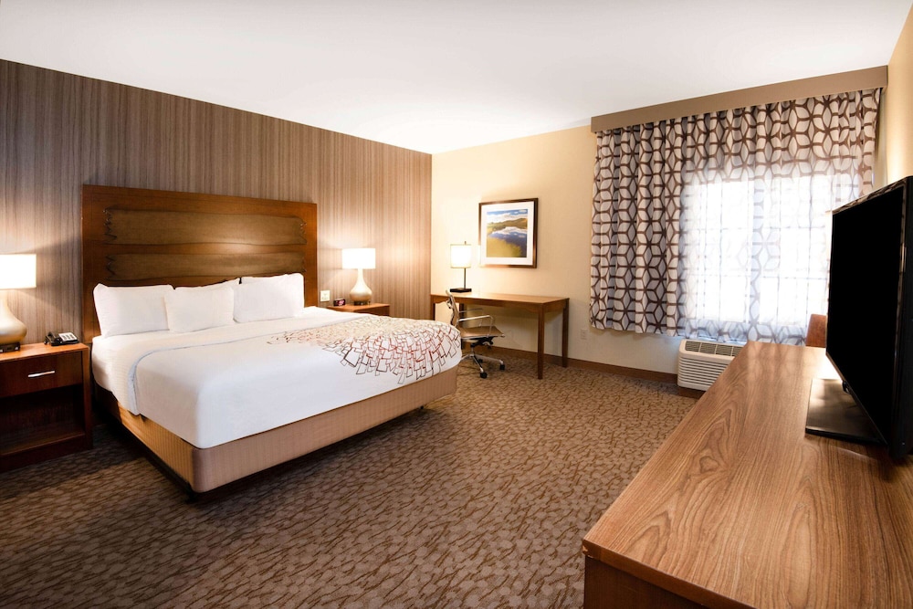 La Quinta Inn & Suites by Wyndham Durango 15/45