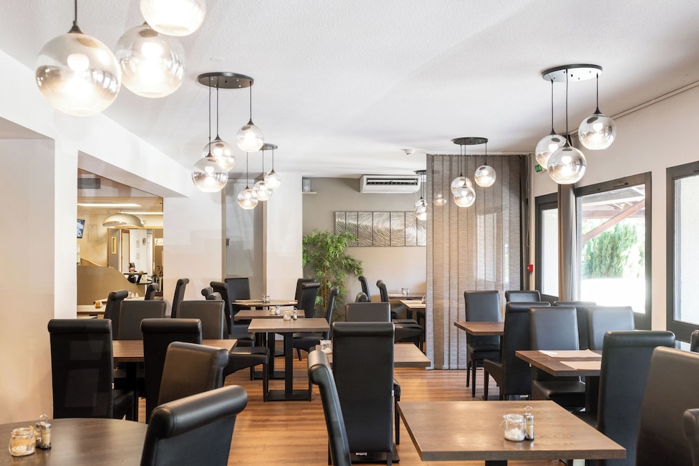 Hotel La Cle Des Champs 20/41