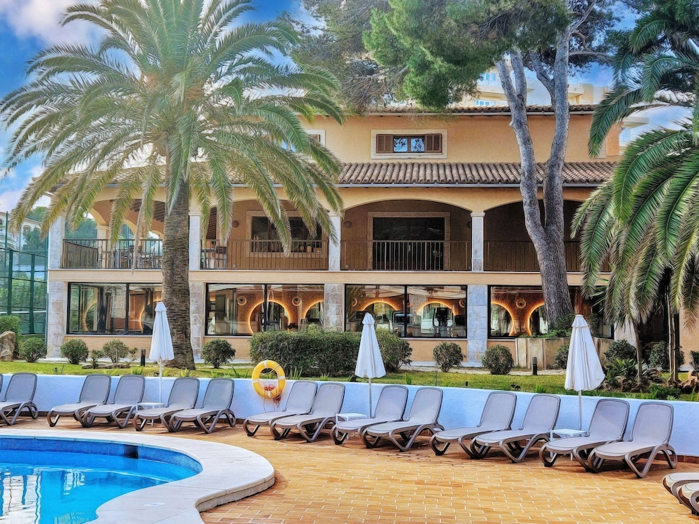 Hotel Spa S Entrador Playa 73/74