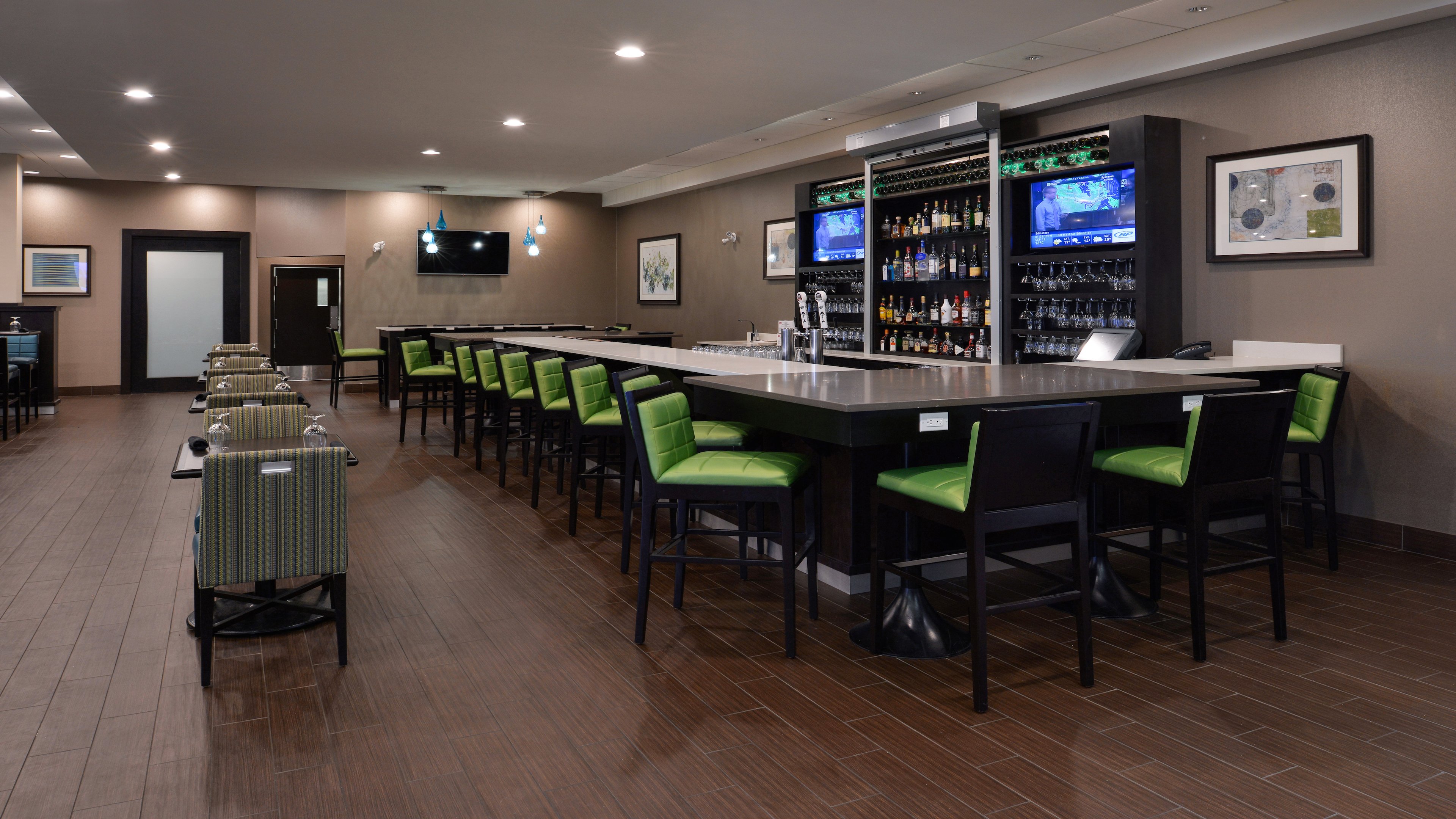 Holiday Inn Hotel And Suites Edmonton Airport Conference Centre 52/70