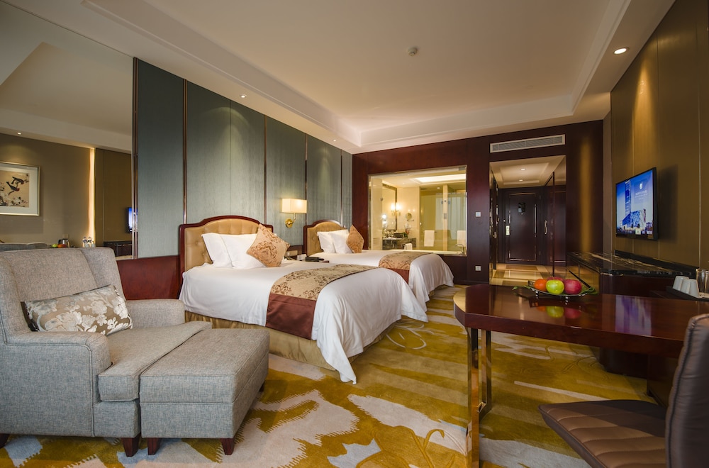 Haili New Century Grand Hotel Haiyan 8/45