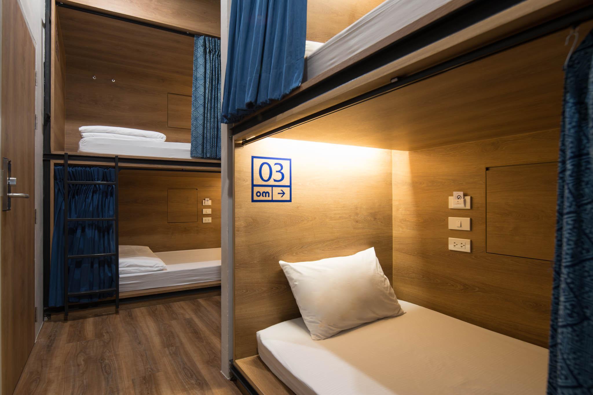 Private, Mixed Dorm, 4 Beds