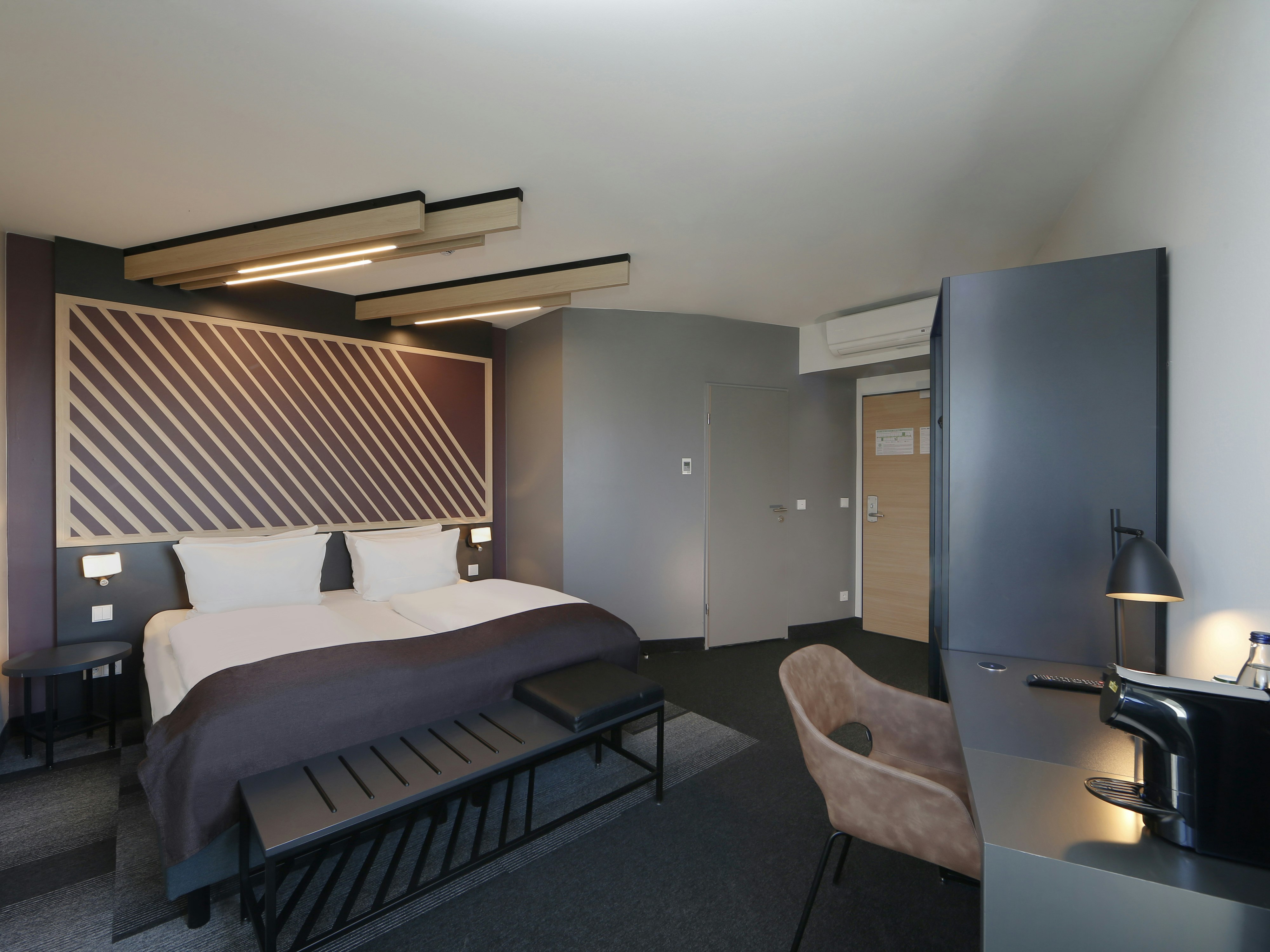 B&B Hotel Berlin Airport 11/31