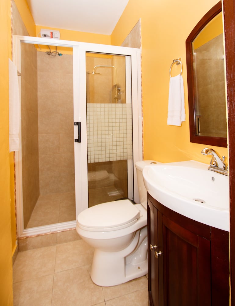 Prestige Suites 27/35
