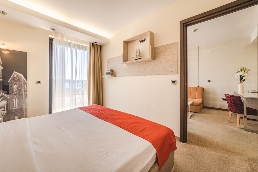 Hotel Residence 16/53