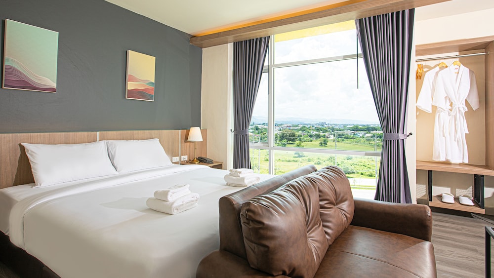 B2 Mae Sot Boutique & Budget Hotel 11/28