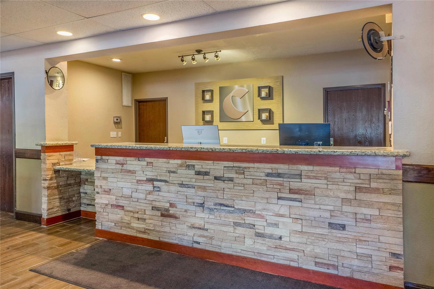 Comfort Inn Albuquerque Airport 5/25