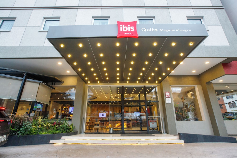 Ibis Quito 3/61