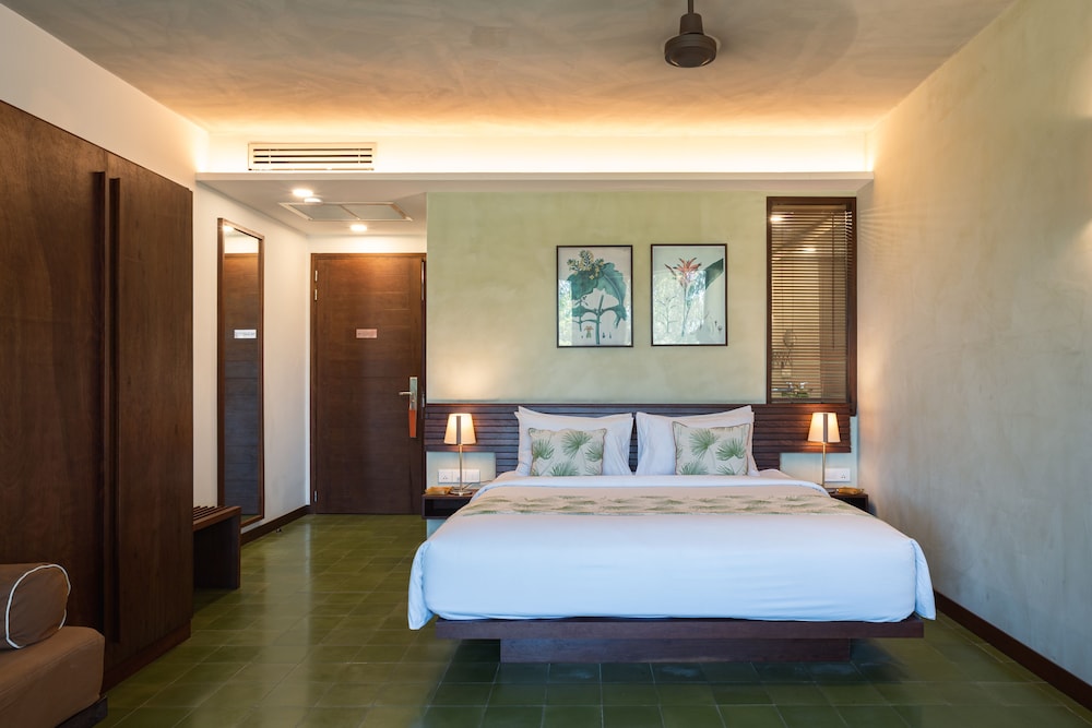 Penh House Hotel 28/74