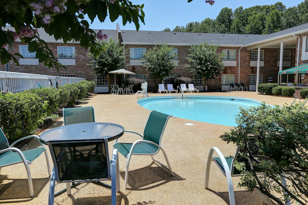 Country Inn & Suites by Radisson, Charlotte I-85 Airport, NC photo3