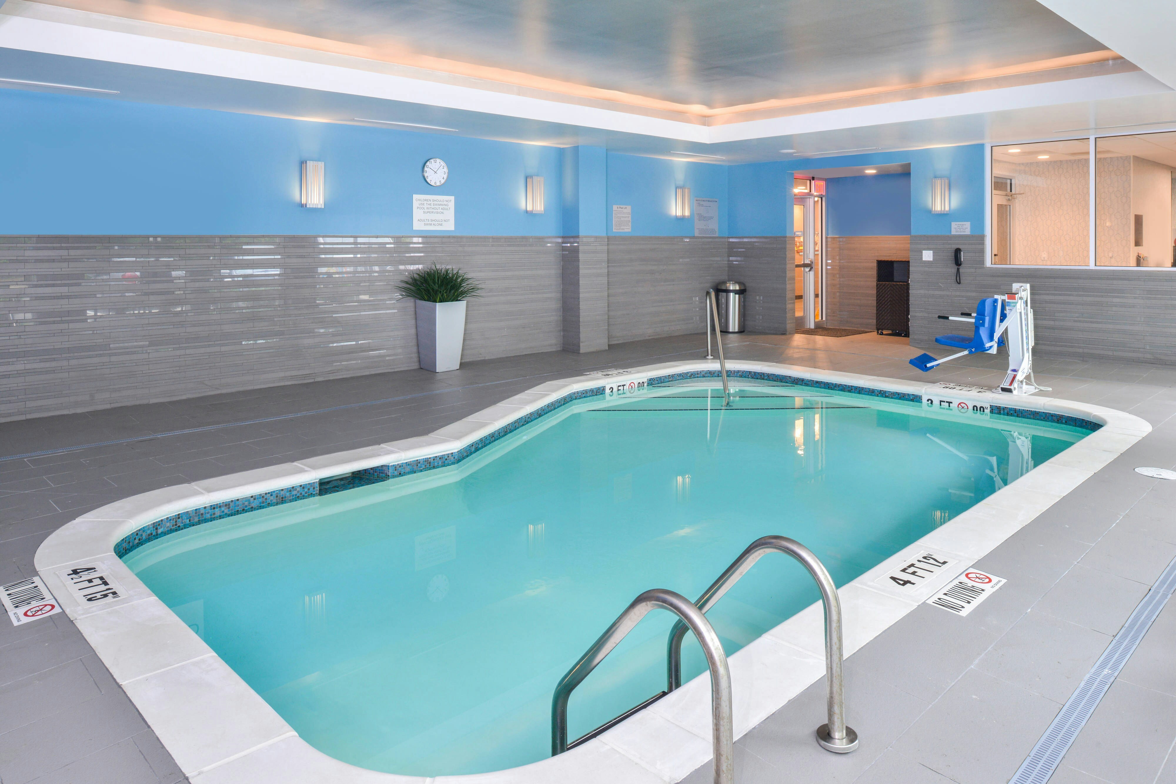 Fairfield Inn And Suites By Marriott Raleigh Cary 4/18
