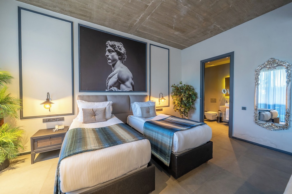 Sandima Boutique Hotel 12/43