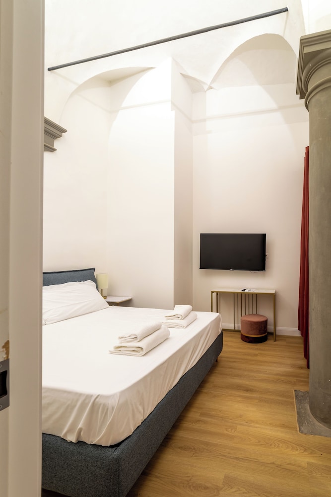 Residenza D'epoca Galleria L'accademia 9/32