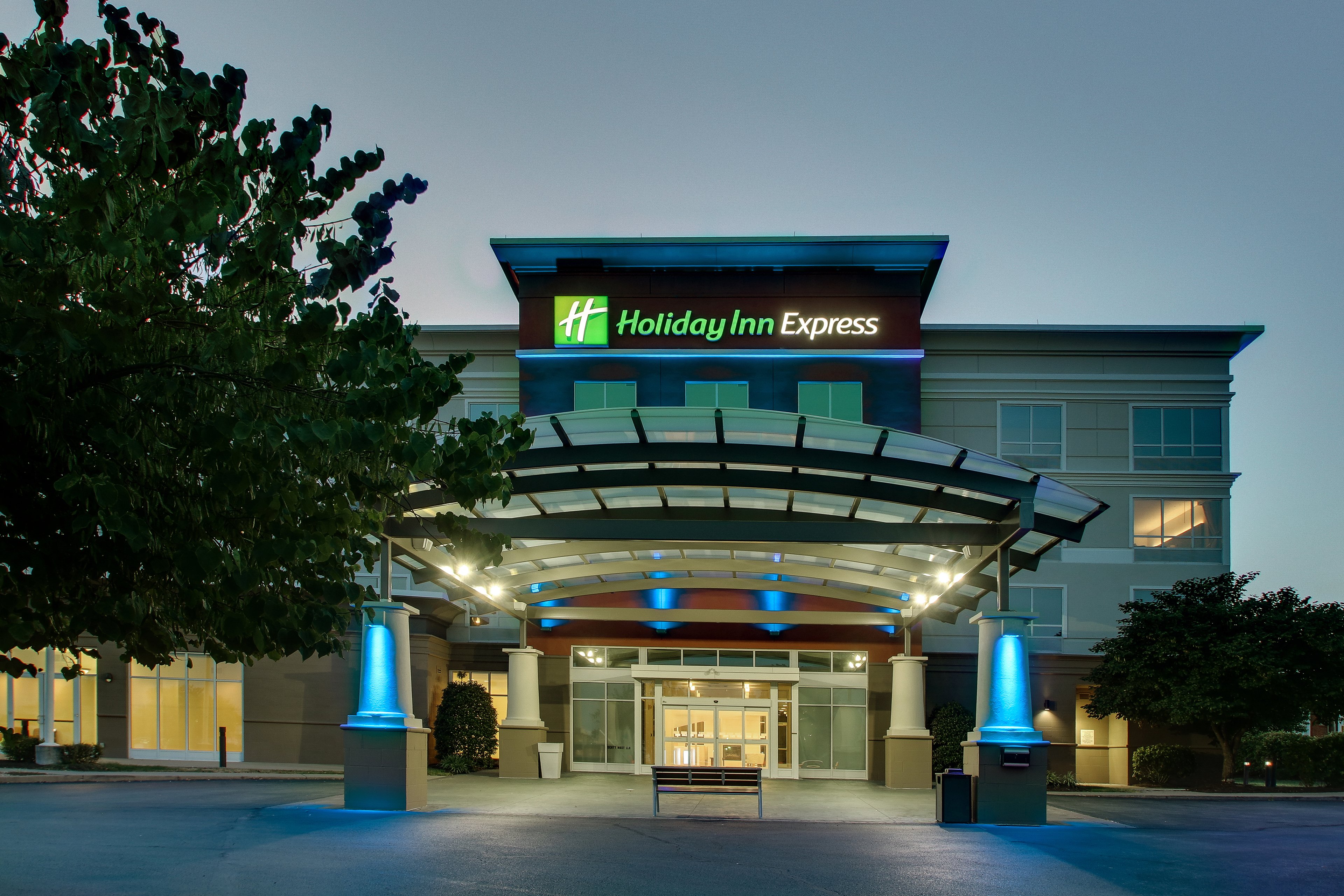 Holiday Inn Express Lexington North Georgetown 4/48