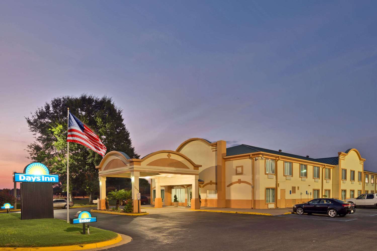 Days Inn By Wyndham Coliseum Montgomery Al 24/26