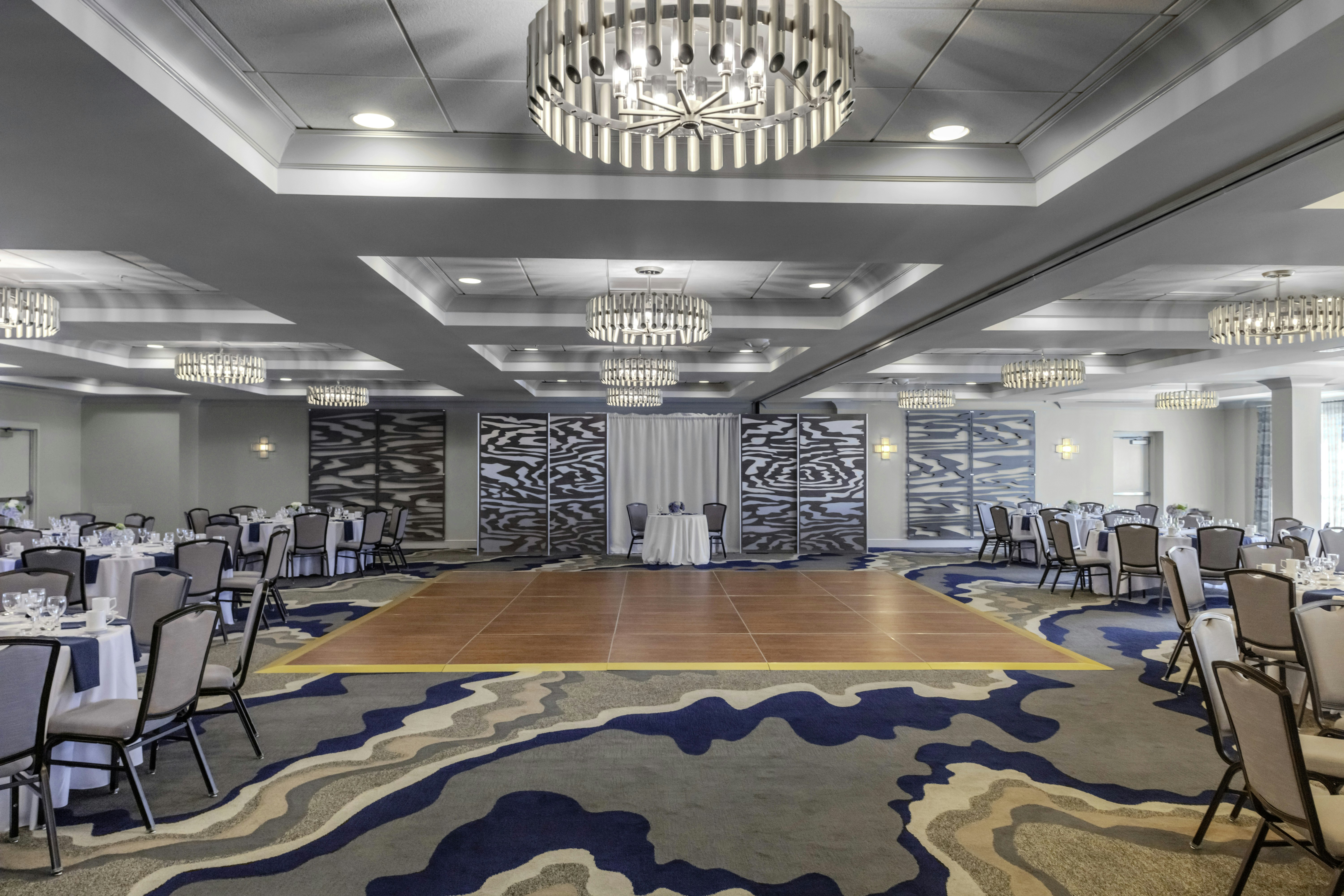 Hilton Garden Inn Freeport Downtown Me 53/62