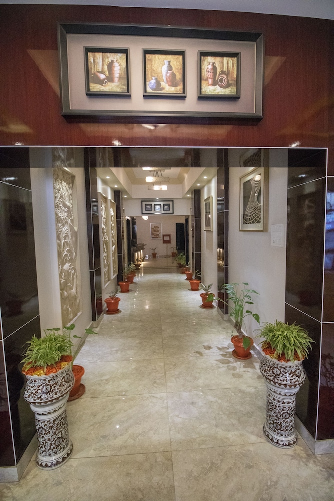 HOTEL KRC PALACE 4/37
