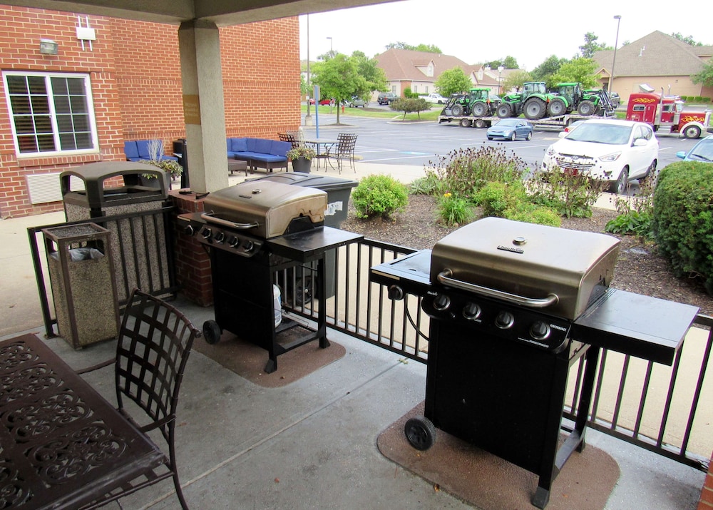 Sonesta Simply Suites Columbus Airport Gahanna 25/32