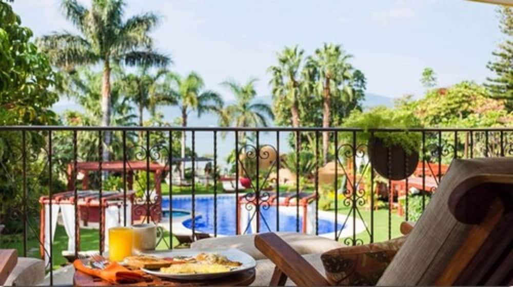 EL CHANTE SPA HOTEL 41/50