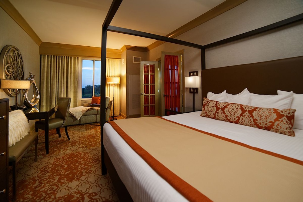 Riverwalk Casino Hotel 6/25
