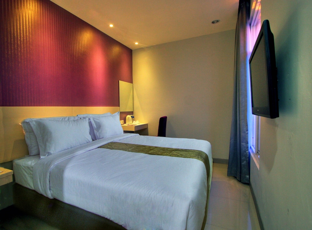 Vio Hotel Surapati Bandung 14/34