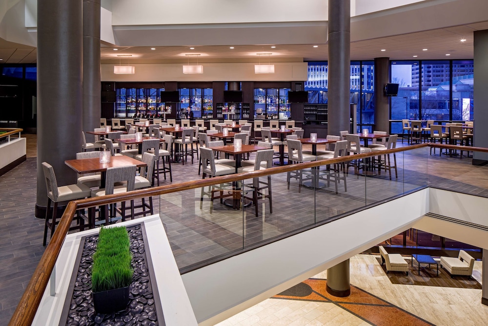 Hyatt Regency Columbus 46/61