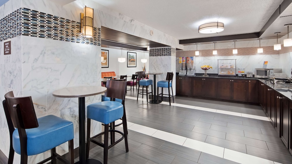 Best Western Executive Inn Battle Creek 9/46