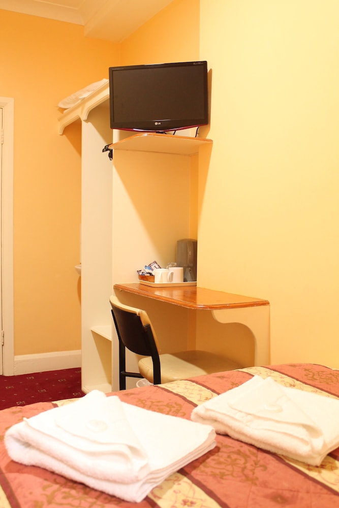 Jubilee Hotel 30/31