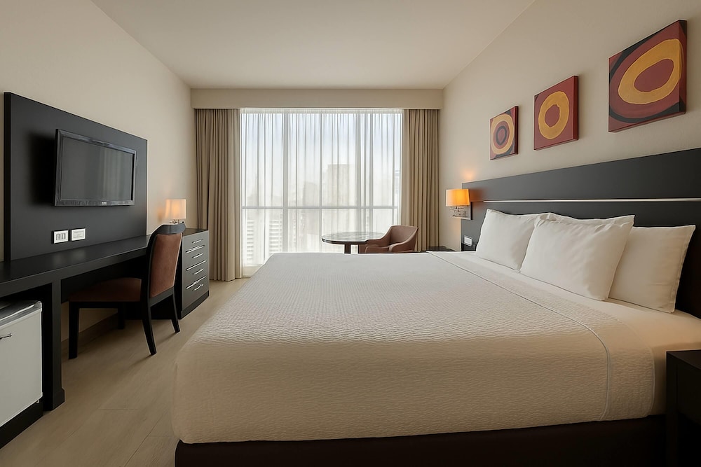 Tryp, King Bed