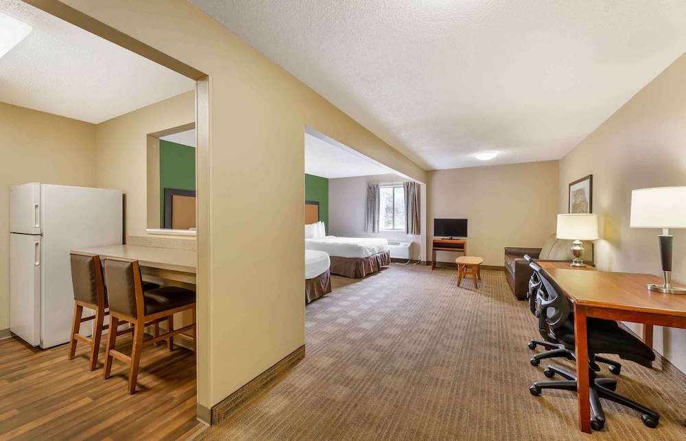 Extended Stay America - Atlanta - Alpharetta-Northpoint-East 37/55
