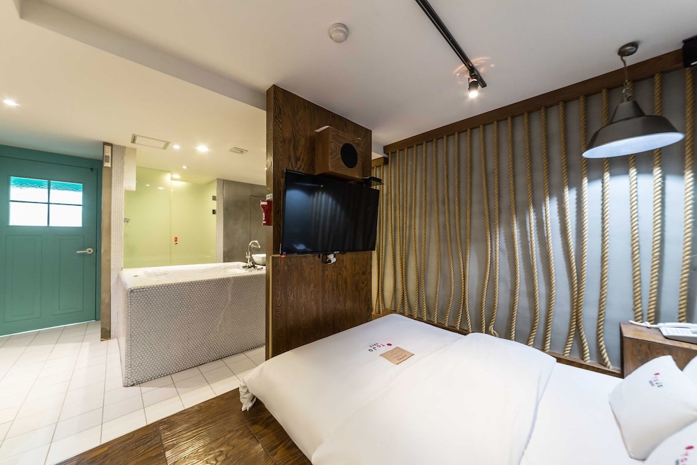 Hotel Yaja Yeongdeungpo 8/50