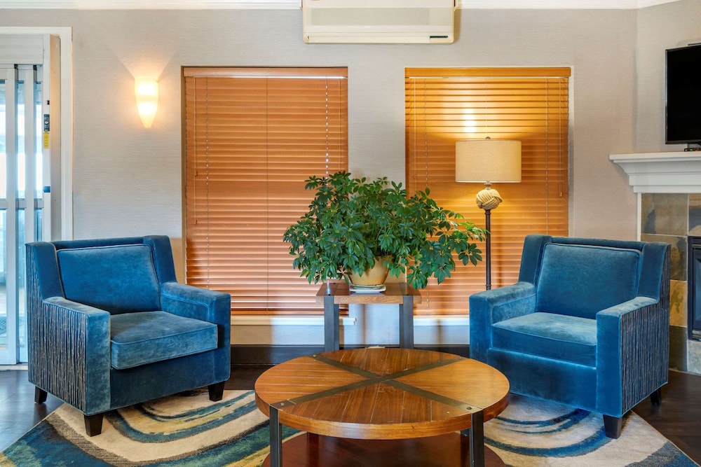 Elizabeth Oceanfront Suites Ascend Hotel Collection 33/46