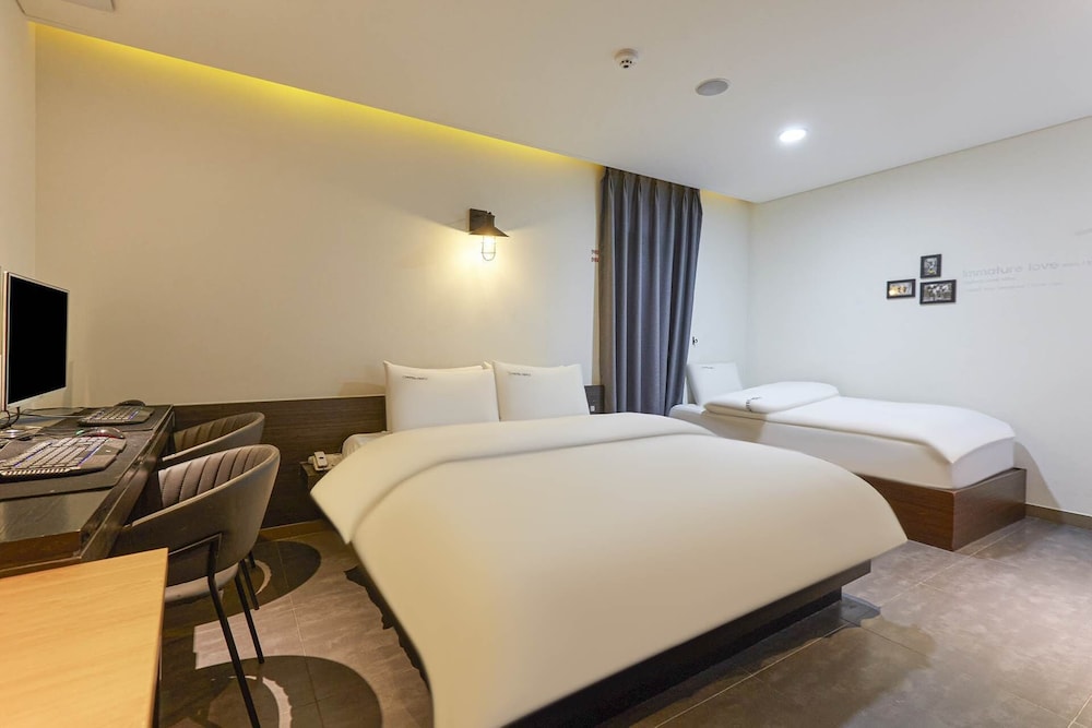 Hotel Hertz 13/31