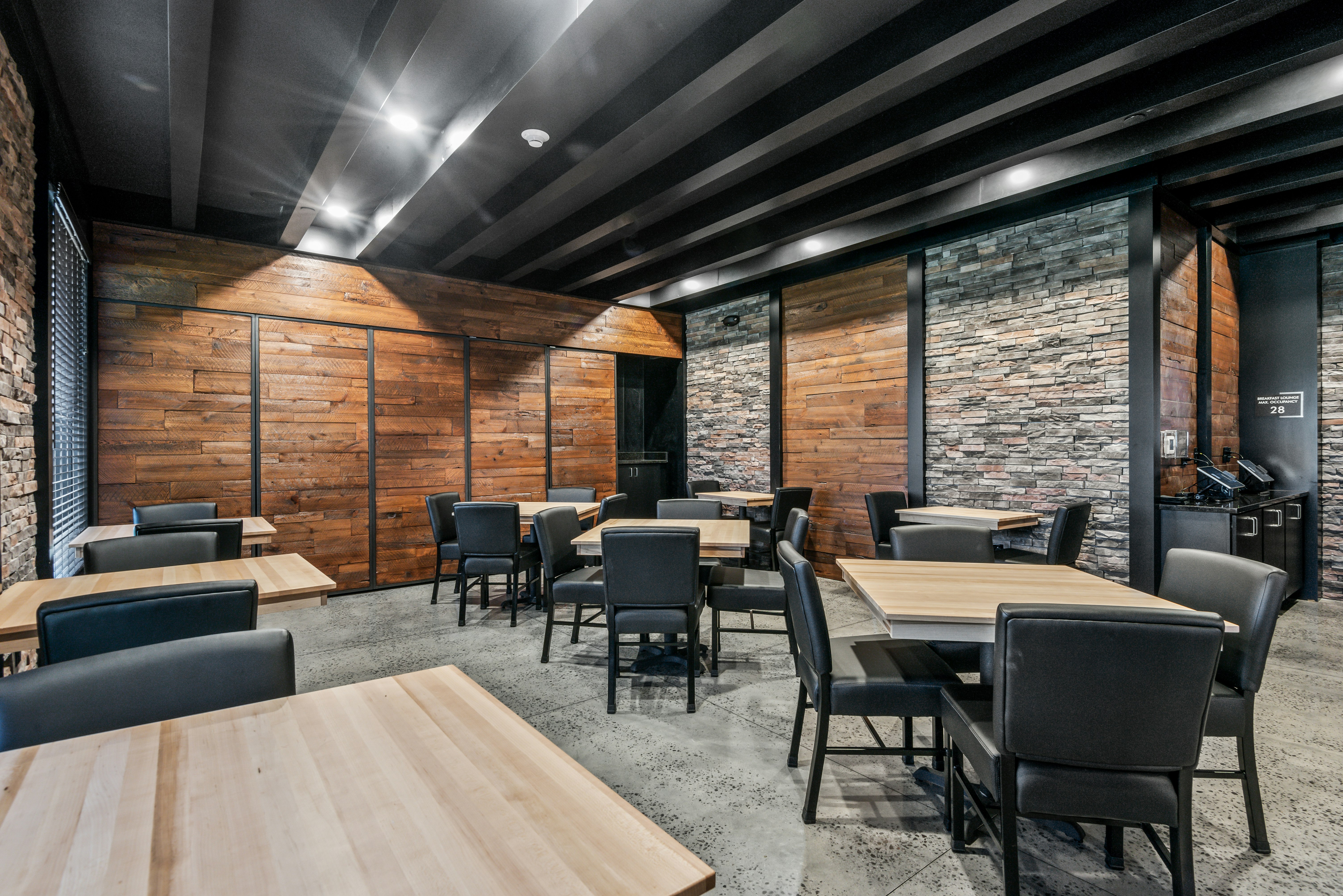 Cobblestone Hotel & Suites - Cullman 21/34