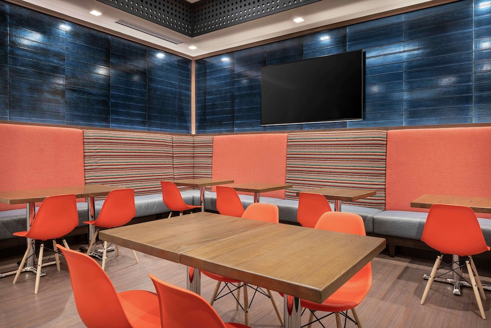 Home2 Suites By Hilton Denver Downtown Convention Center 37/51