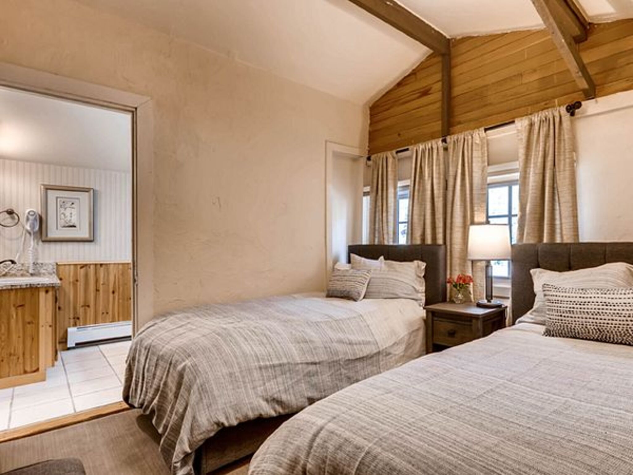 Private, Lodge, Private Bathroom
