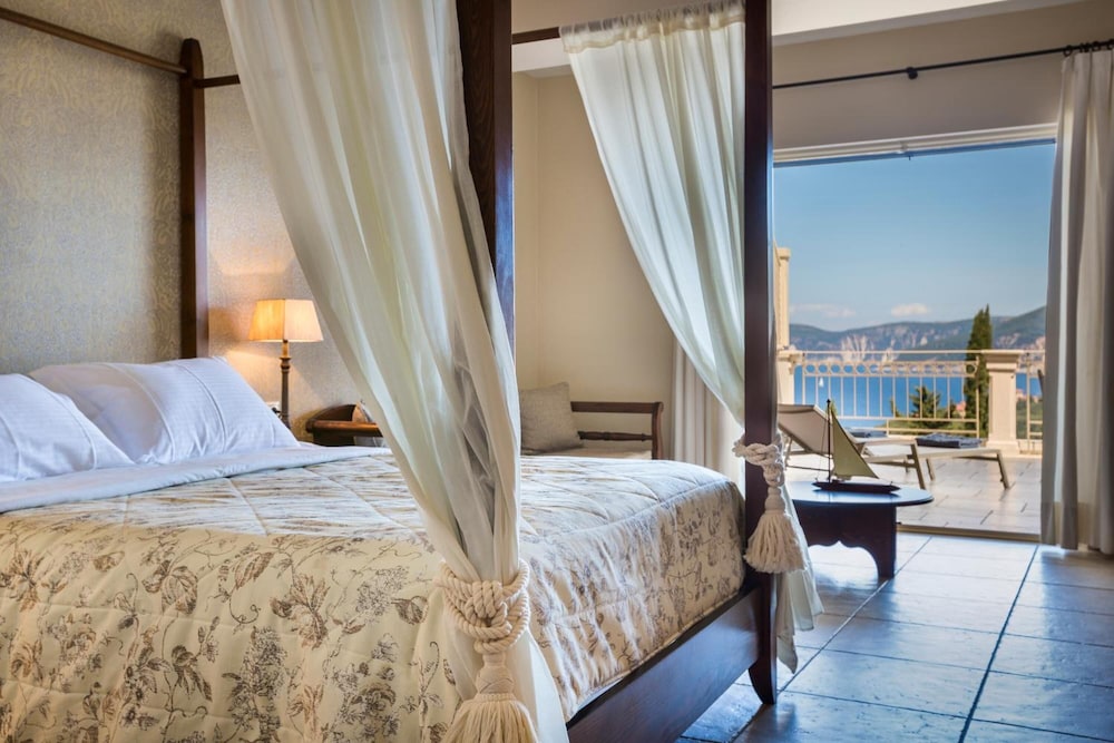 Almyra Hotel 6/44