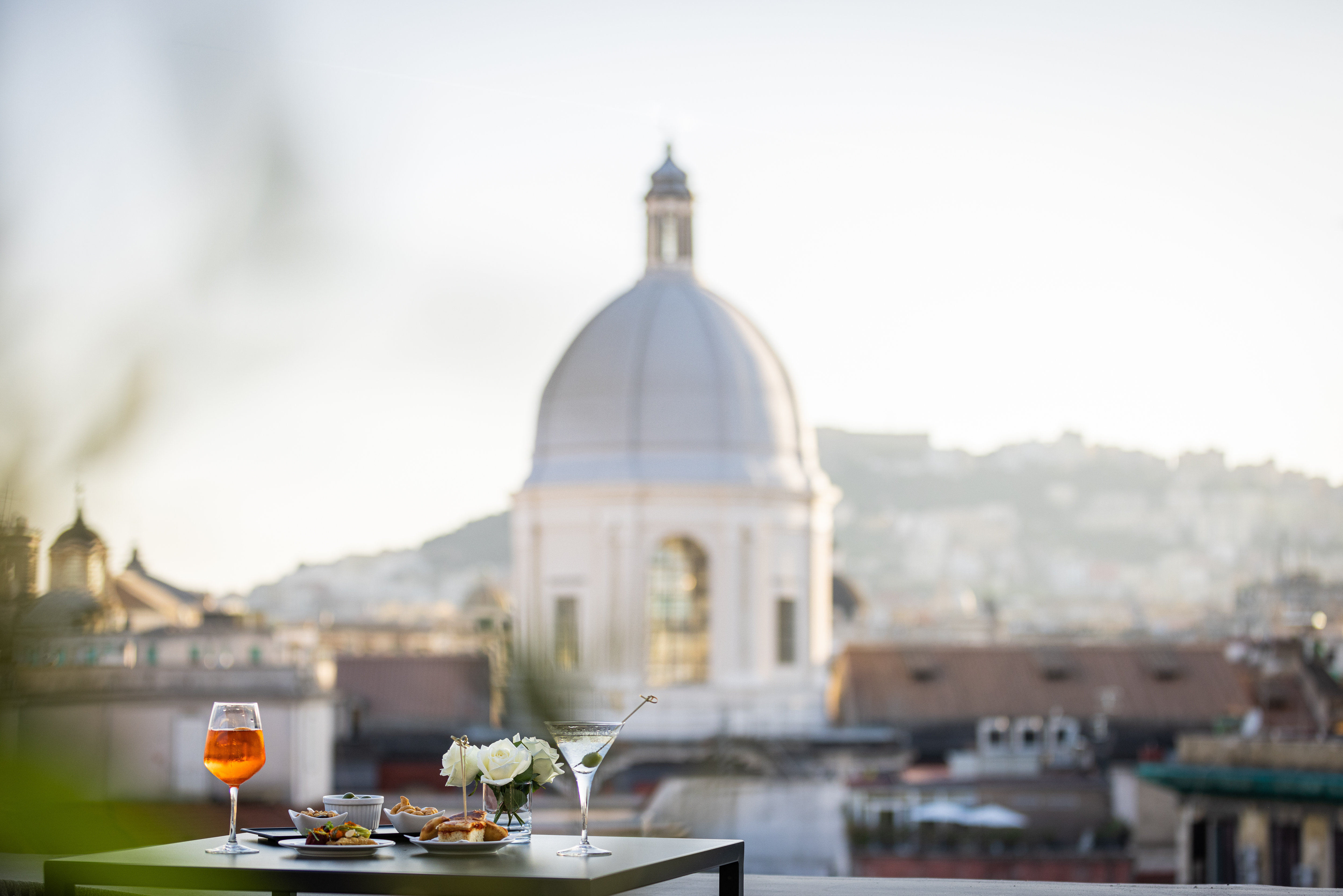 Unahotels Napoli 7/76