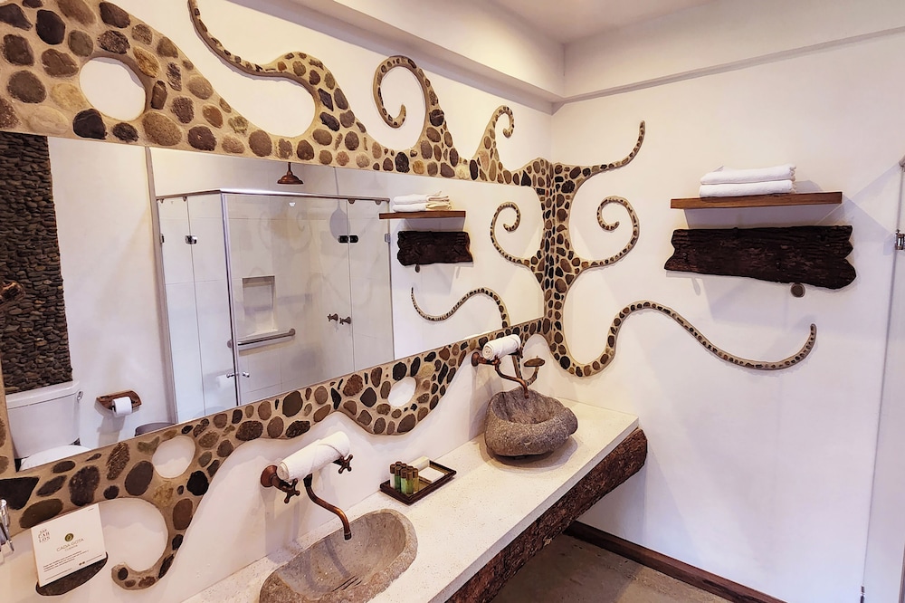 Casa San Carlos Lodge 50/50