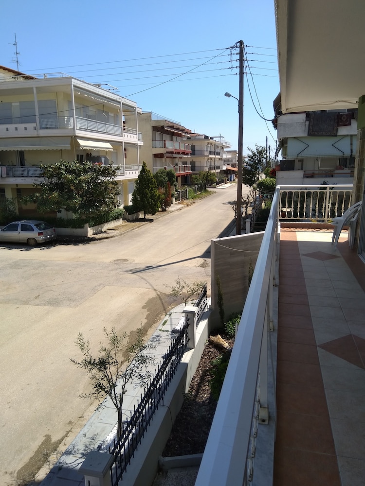 Dionisos Elia 26/40