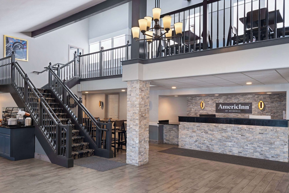 AmericInn by Wyndham Beaver Dam 6/60