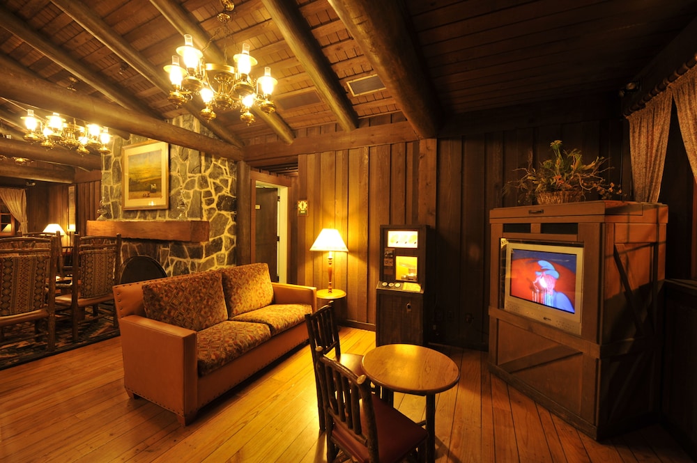 The Cabins at Disney's Fort Wilderness Resort - A Disney Vacation Club Resort 22/43