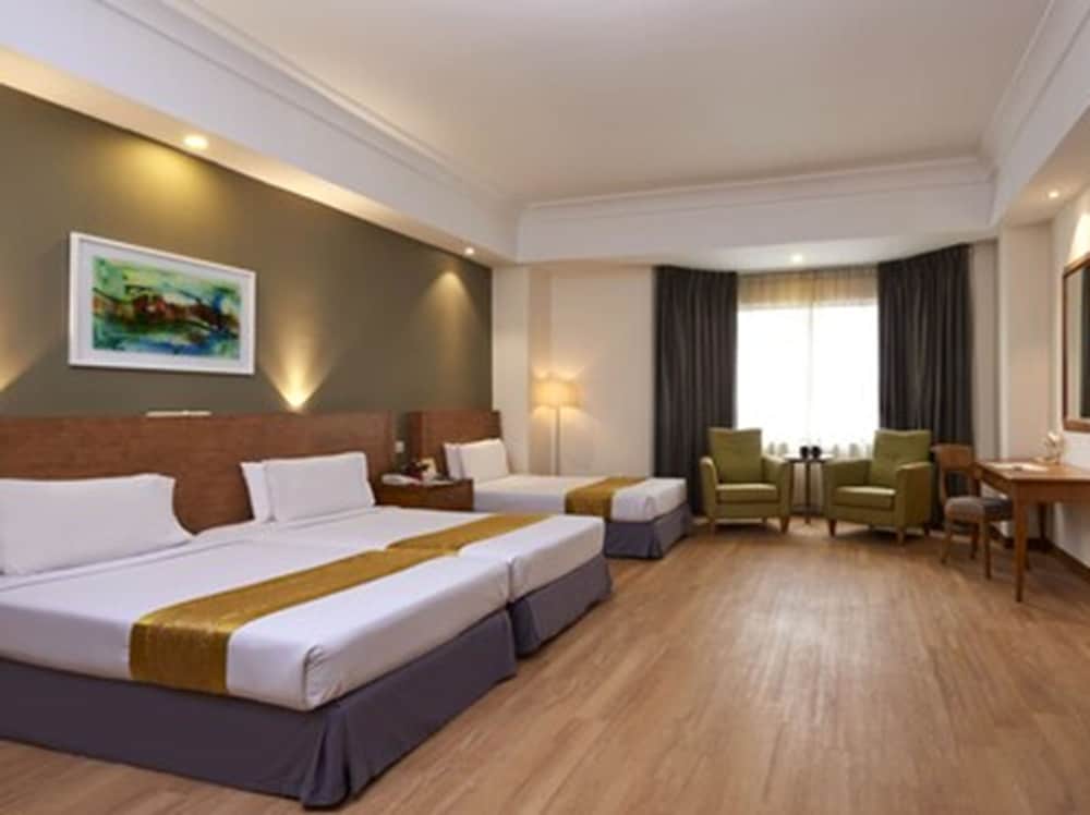 The Pearl Kuala Lumpur 10/50