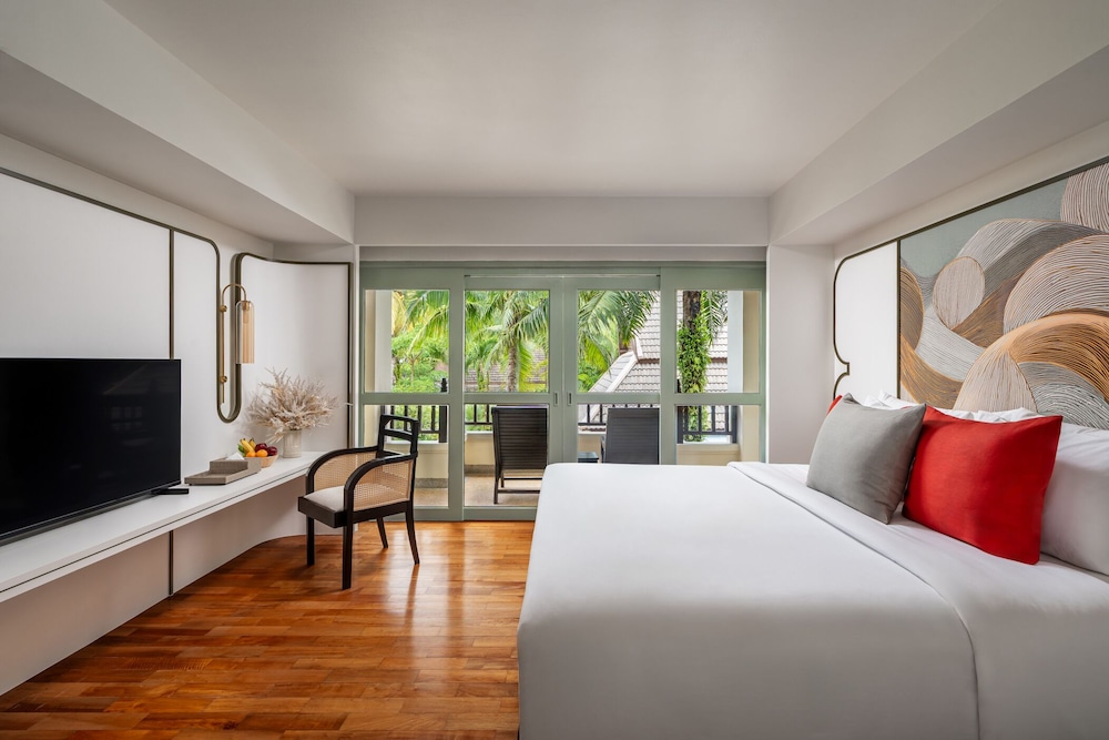 Deluxe Room King