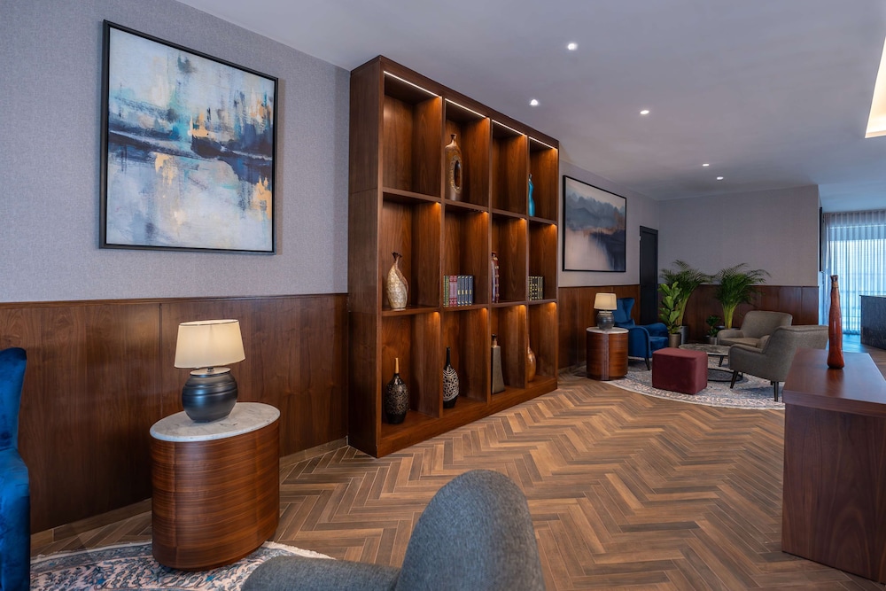 Radisson Blu Hotel Amman, Galleria Mall 8/50
