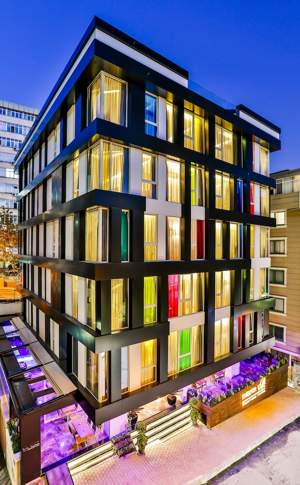 Business Life Sisli 3/53