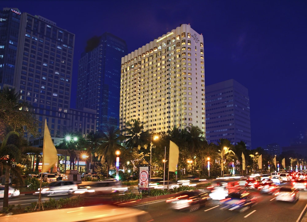 Diamond Hotel Philippines in MANILA